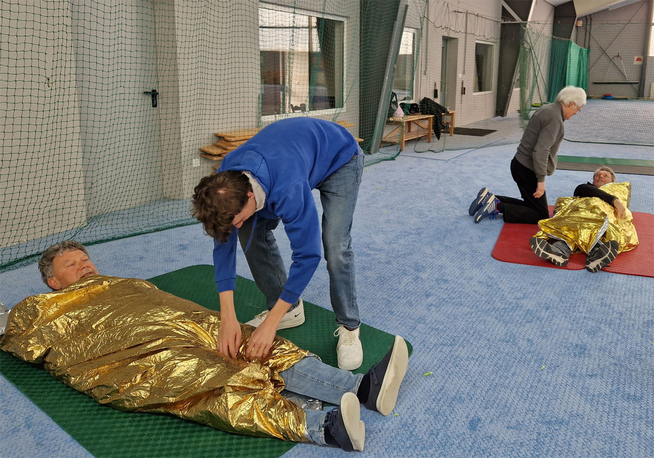 ErsteHilfeKurs Rettungsdecke